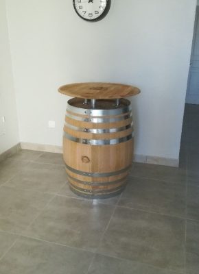 Fabrication d'objet décoratif avec un tonneau en bois massif - Mange debout
