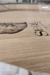 personnalisation de futs et tonneaux en bois grace au marquage laser